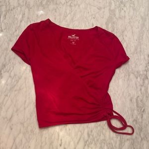 Hollister Must - Have collection baby tee crop top XS!! Color red